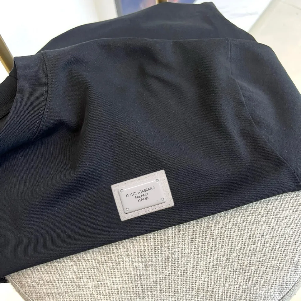 ，DG 2026 Classic T ， ， ， ， ， 。 ， ， ， ， 。 ， ，Breathable ， 、 。 ， ， ， 。 T ， ， 。2026 ， ， 。S XXL（ 173，140 M ）